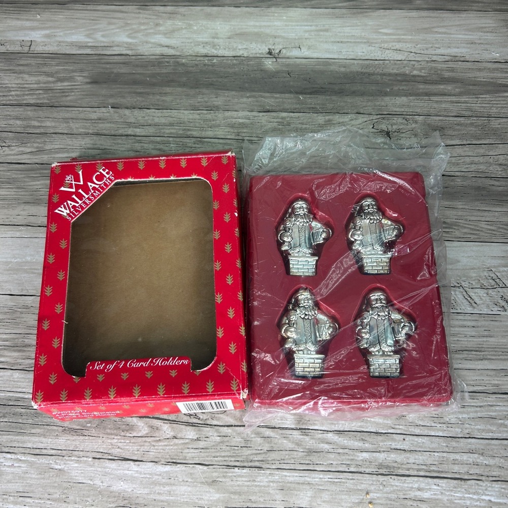 Wallace Silversmiths 4 pc place card Holders #W075977 Silverplated